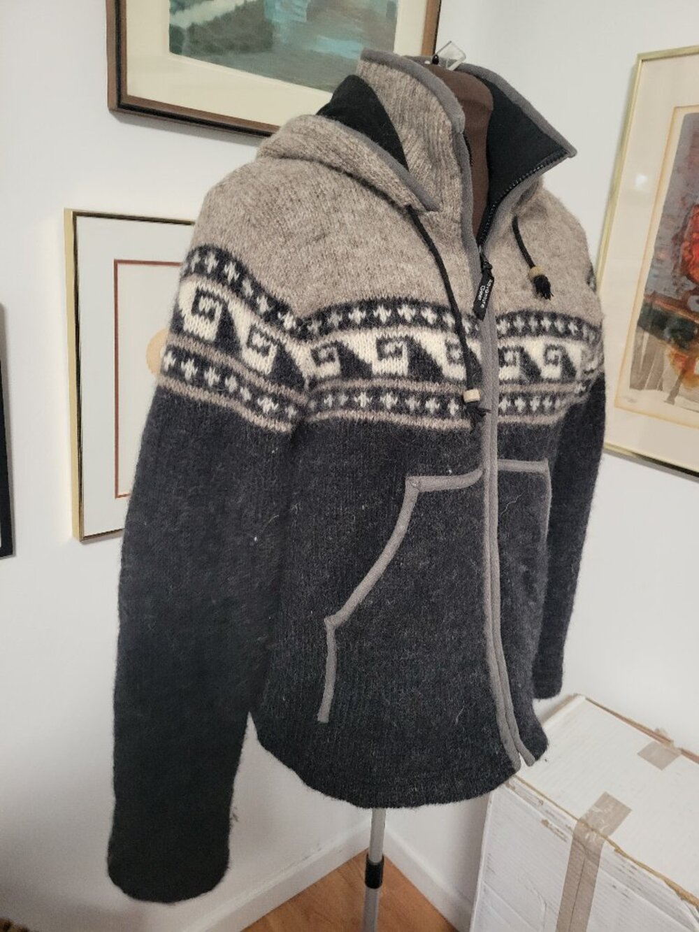 Khumba Adventure Gear Hoodie Jacket Hand Woven in Nepal SizeS